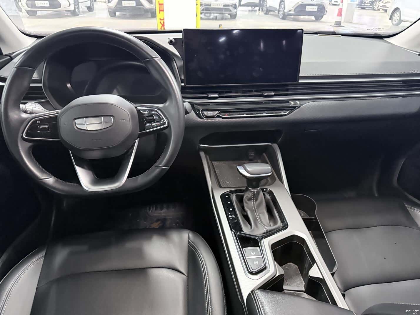 Geely Emgrand, 2024 14