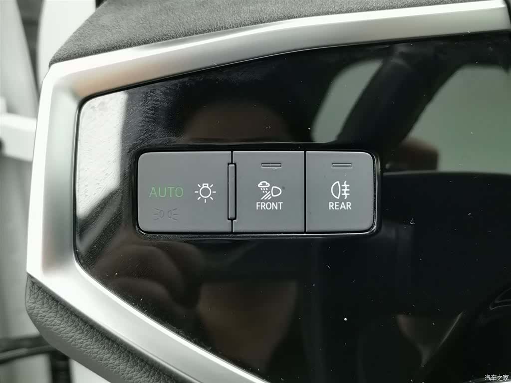 Audi Q3, 2020 21