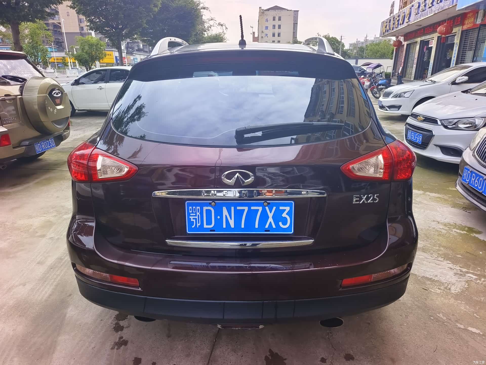 Infiniti EX25, 2012 7