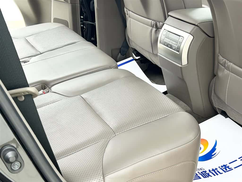 Lexus GX, 2013 15