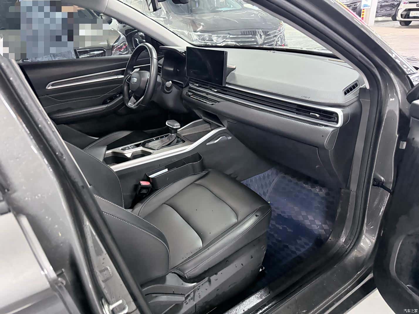 Geely Emgrand, 2024 15