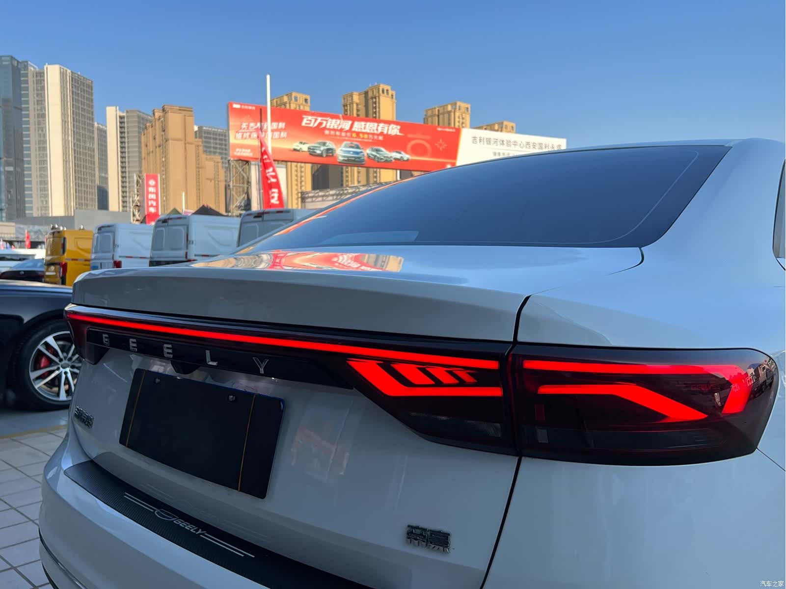 Geely Emgrand, 2024 17