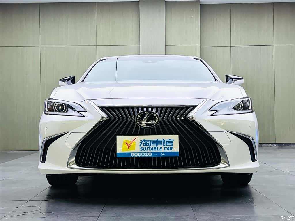 Lexus ES, 2020 2