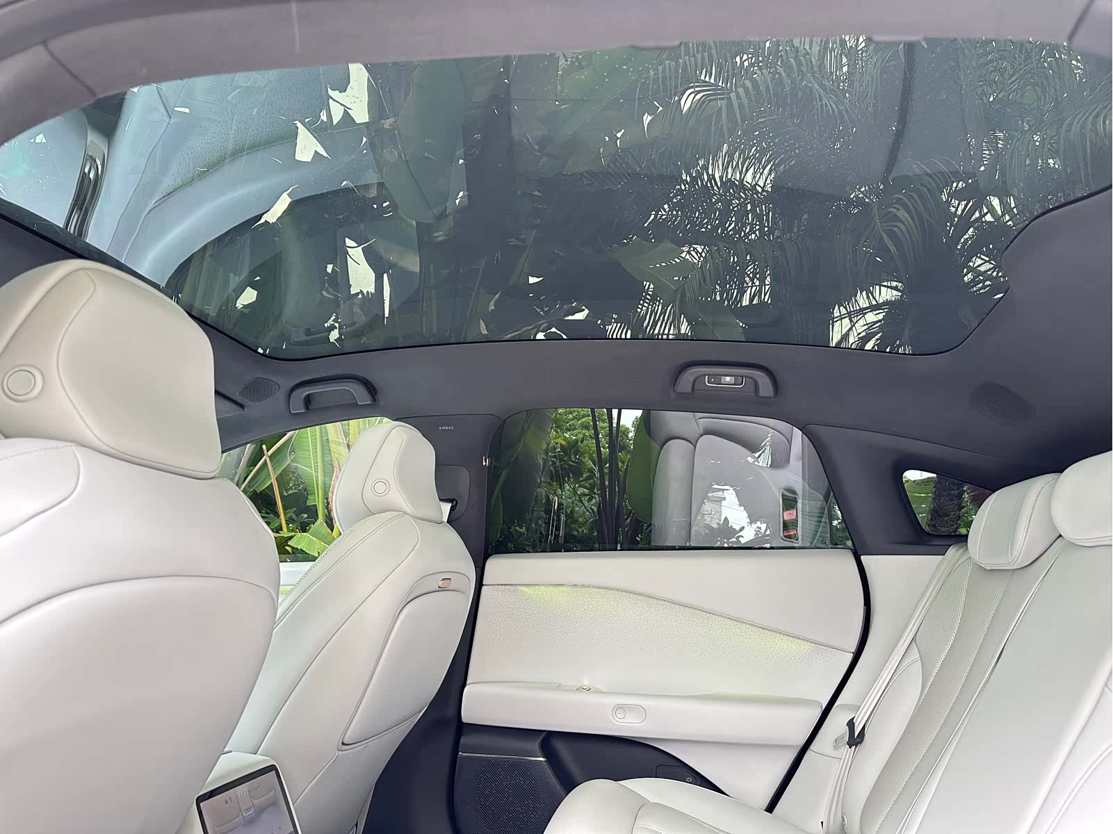 Xpeng P7, 2025 14