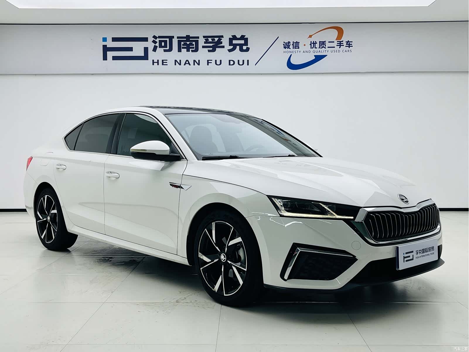 Skoda Octavia, 2023 3