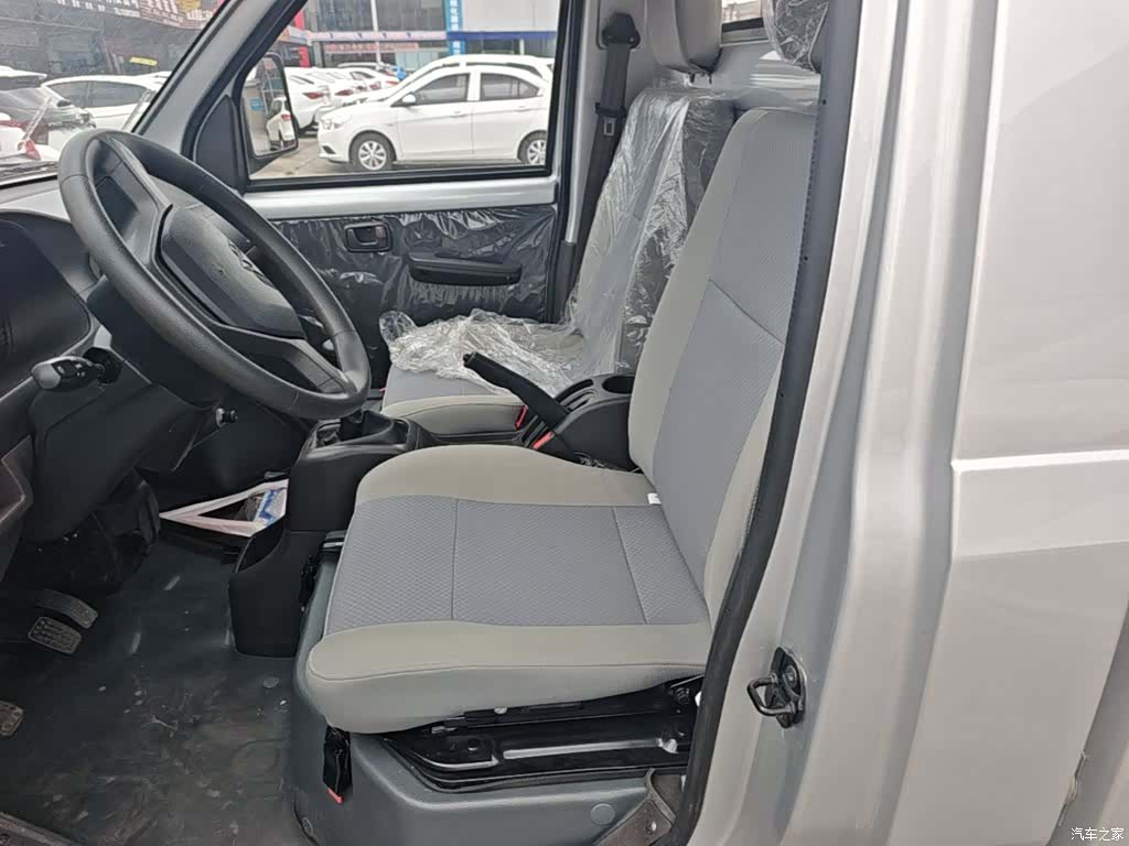 Wuling 1.5LLAR, 2025 24