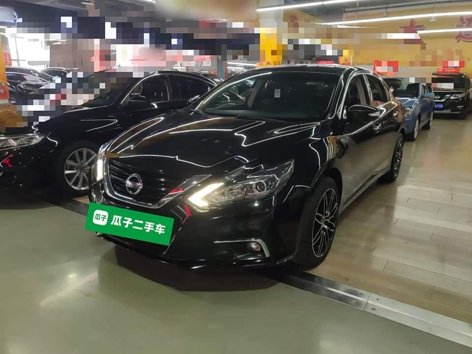 Nissan Teana