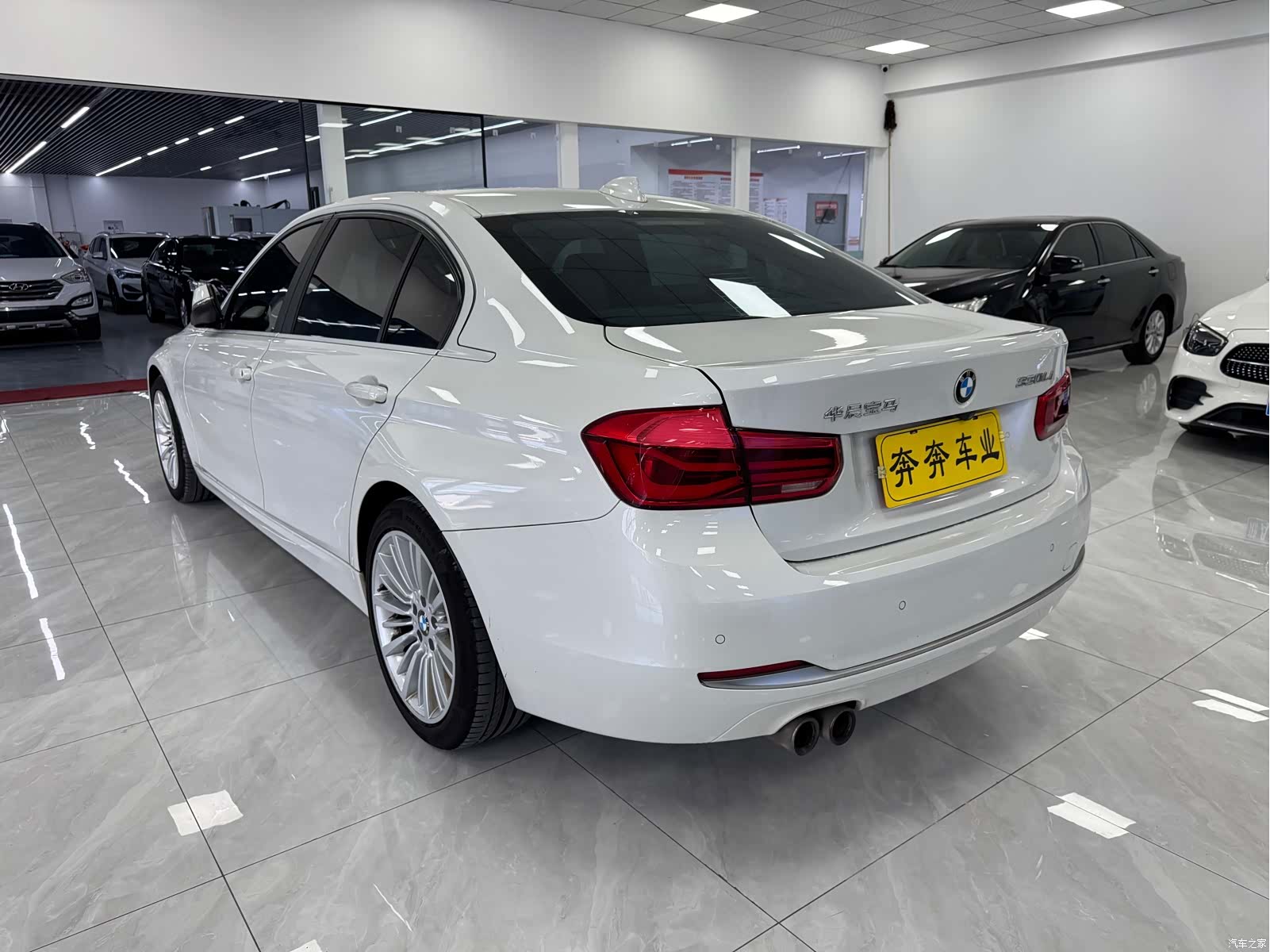 BMW 3 Series, 2017 все фото