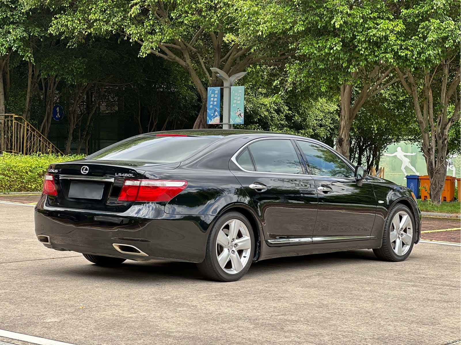 Lexus LS, 2009 7