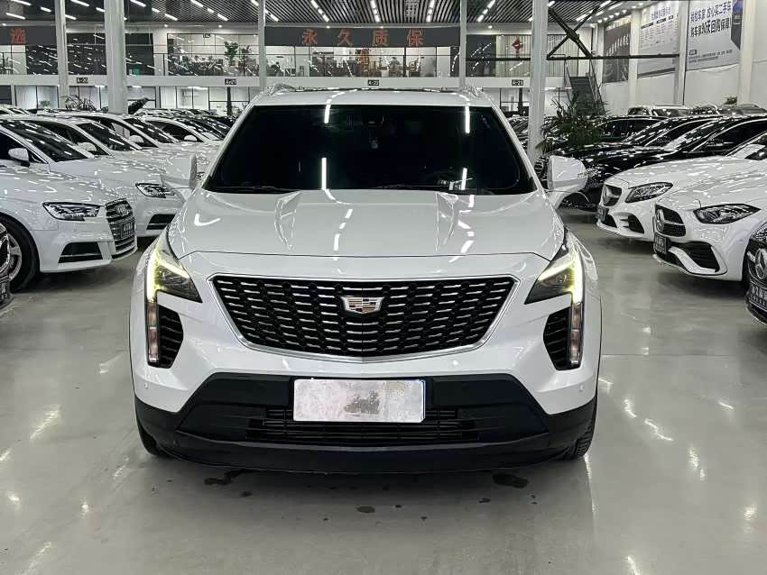 Cadillac XT4