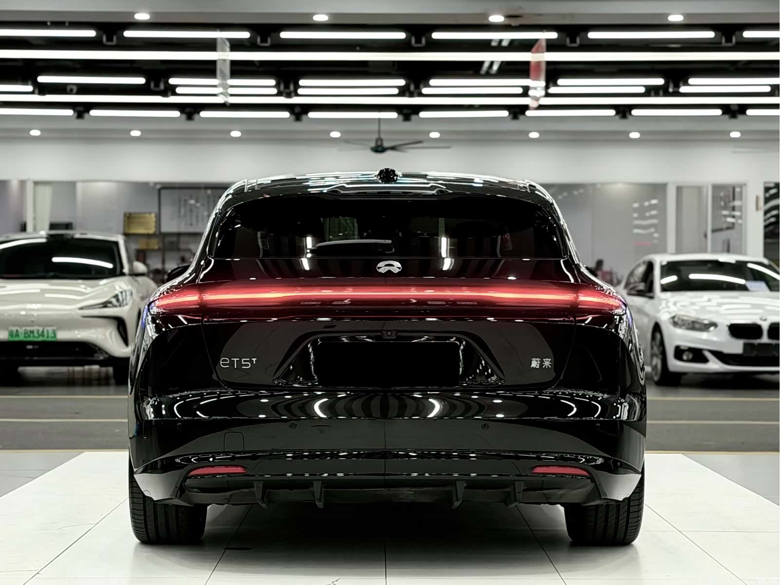 NIO ET5, 2025 все фото
