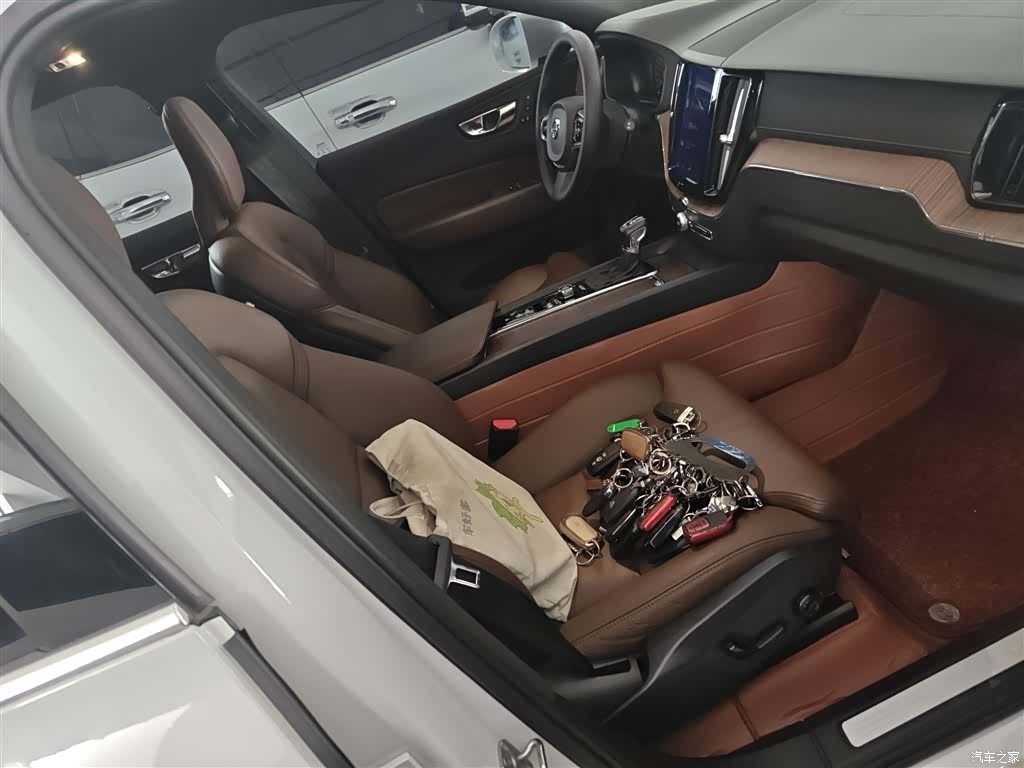 Volvo XC60, 2021 20
