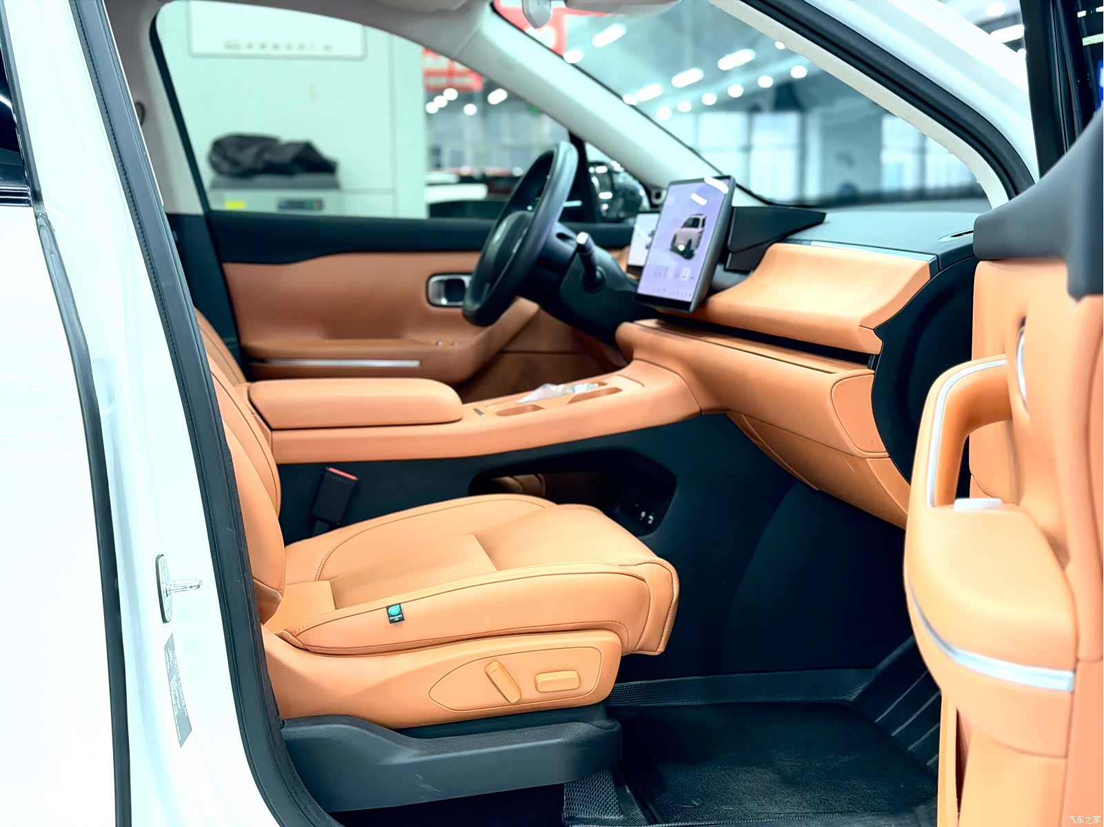 Leapmotor C16, 2024 9