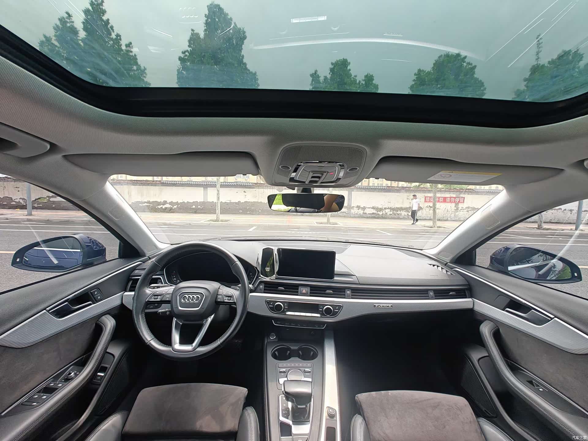 Audi A4, 2019 4