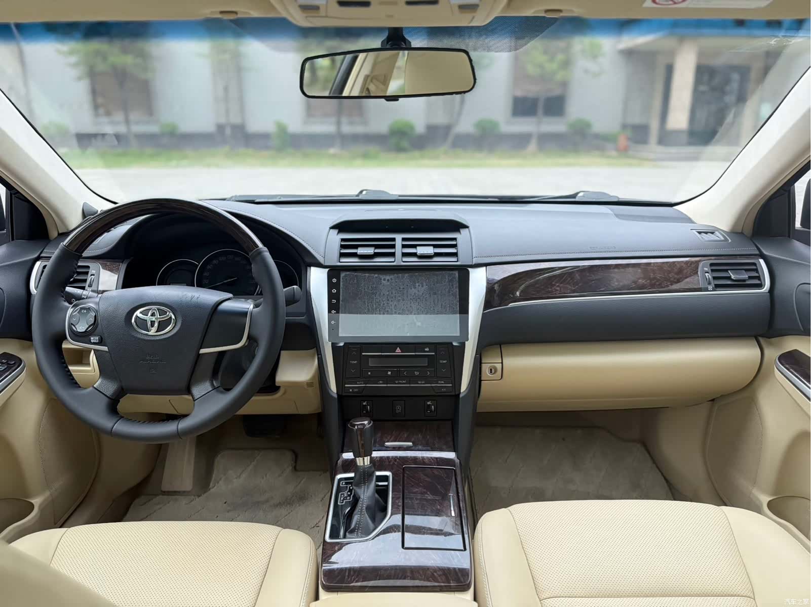Toyota Camry, 2016 9