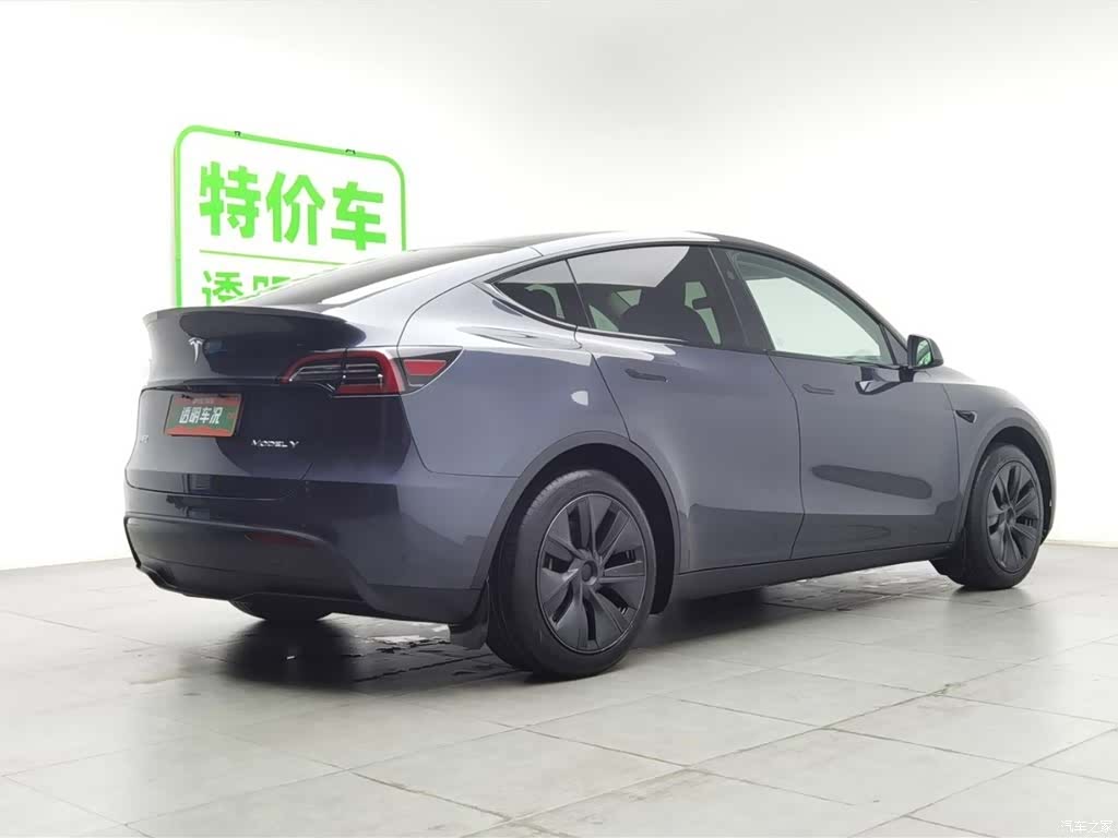 Tesla Model Y, 2024 2