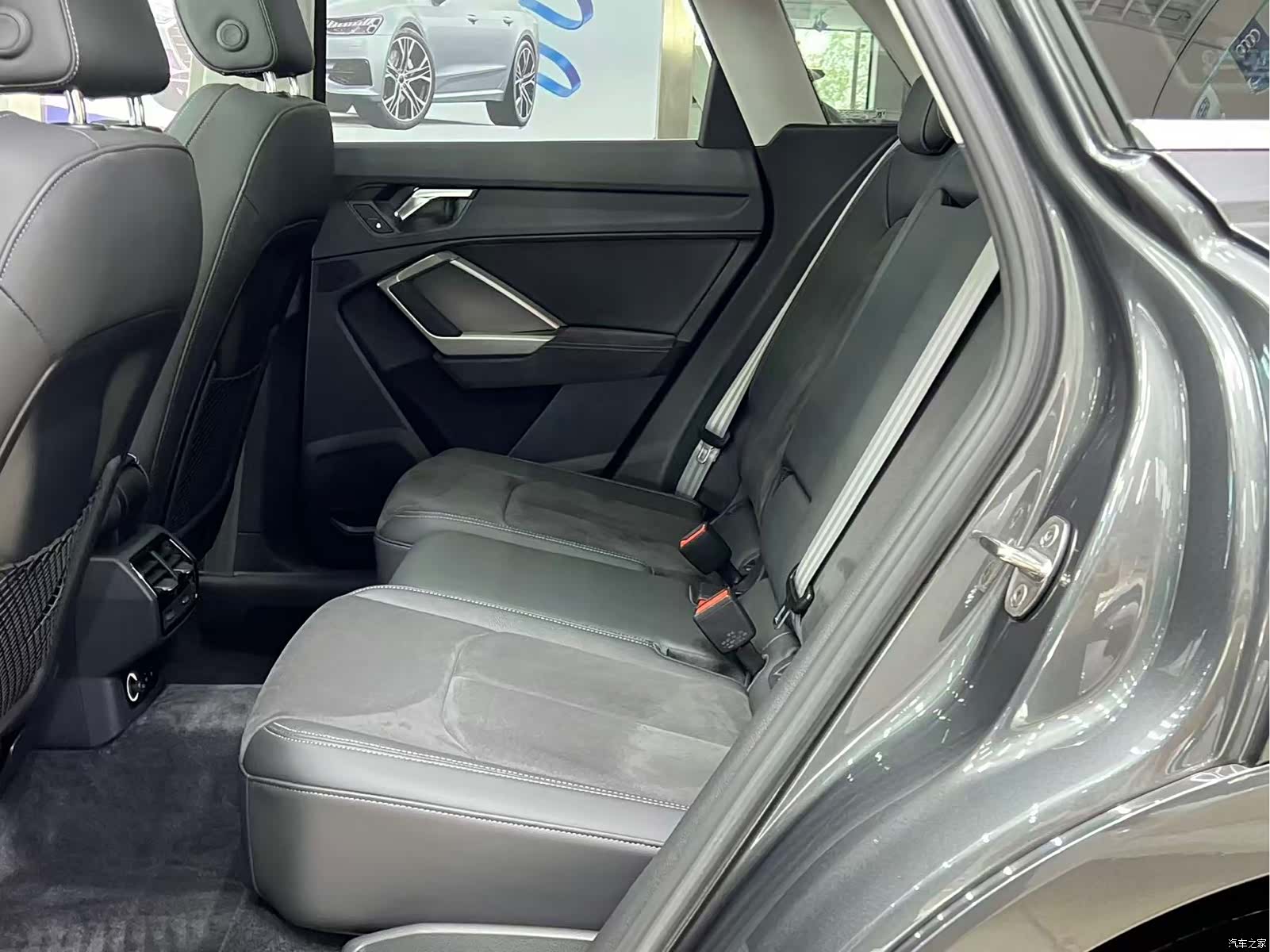 Audi Q3, 2023 12
