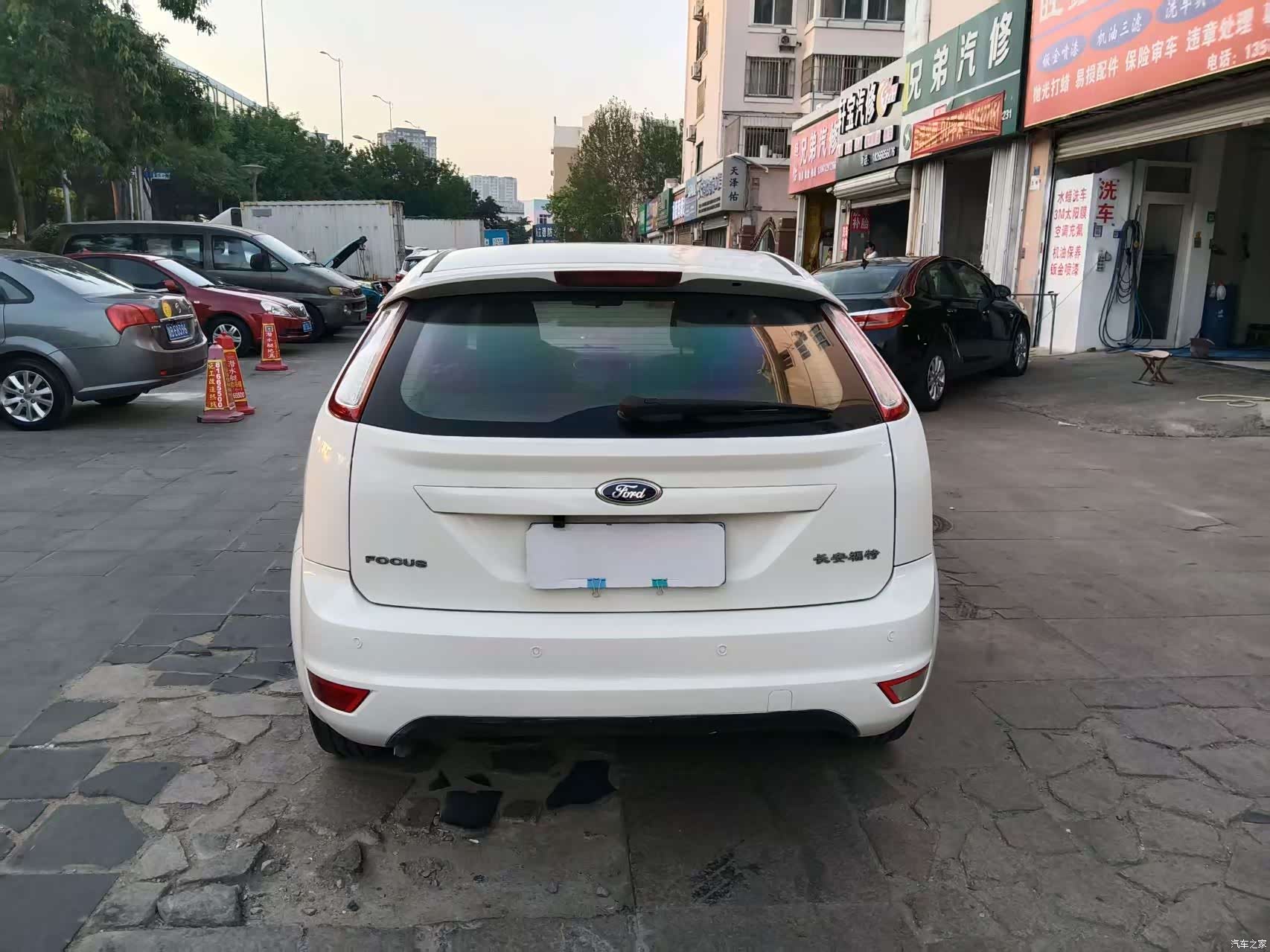Ford Focus, 2013 все фото