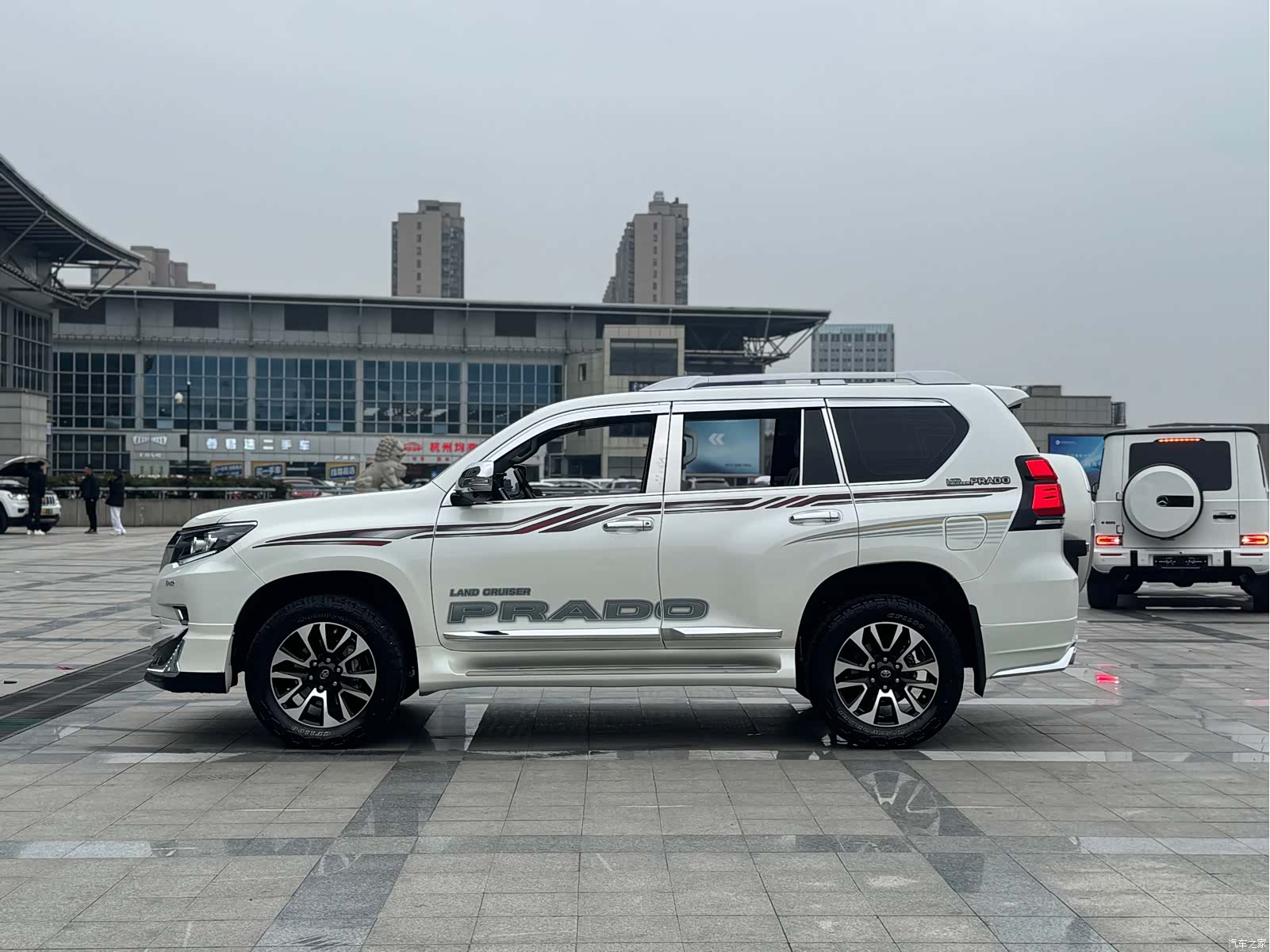 Toyota Prado, 2024 4