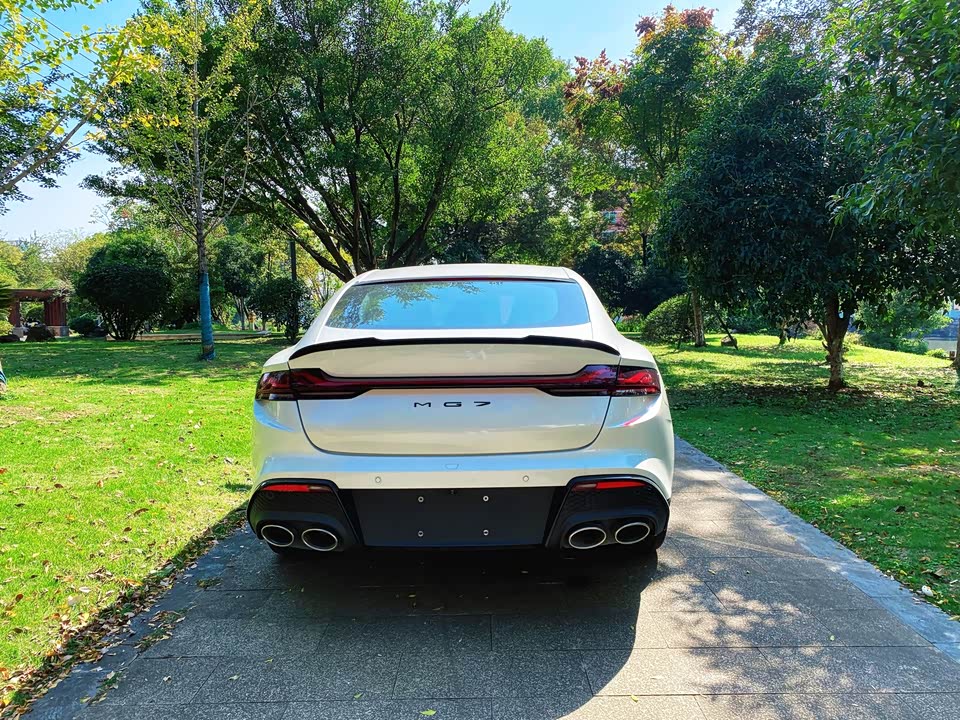MG MG7