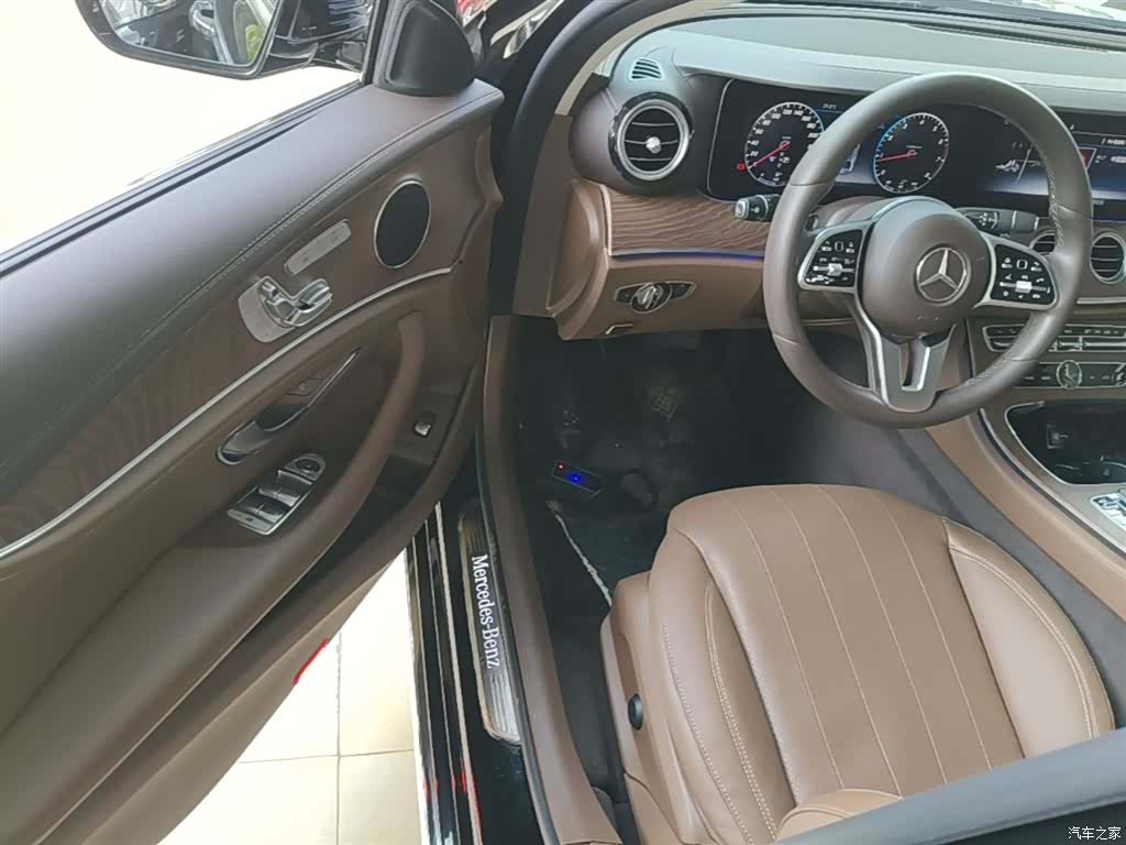 Mercedes-Benz E-Class, 2019 16