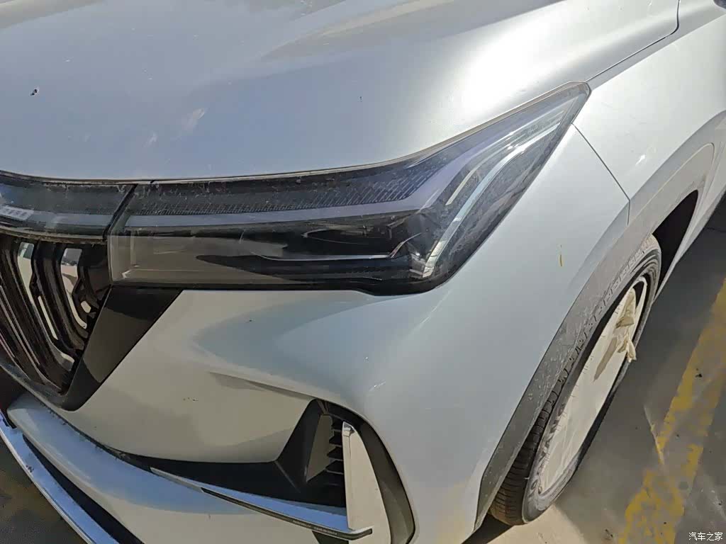 Geely Boyue, 2026 18