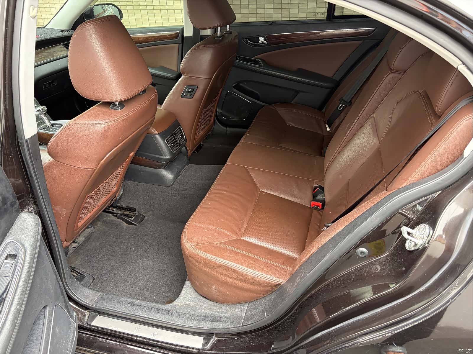 Hongqi H7, 2016 4