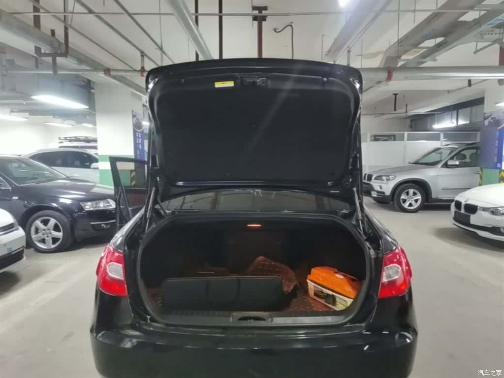 Hongqi H7, 2016 19