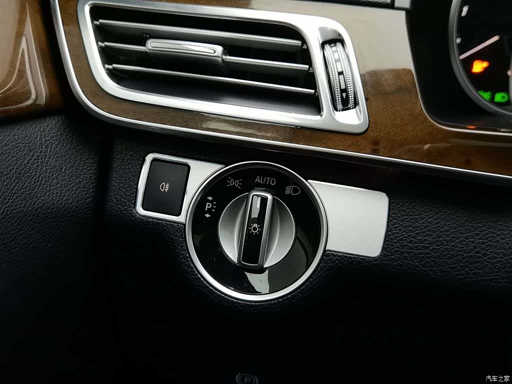 Mercedes-Benz E-Class, 2014 21