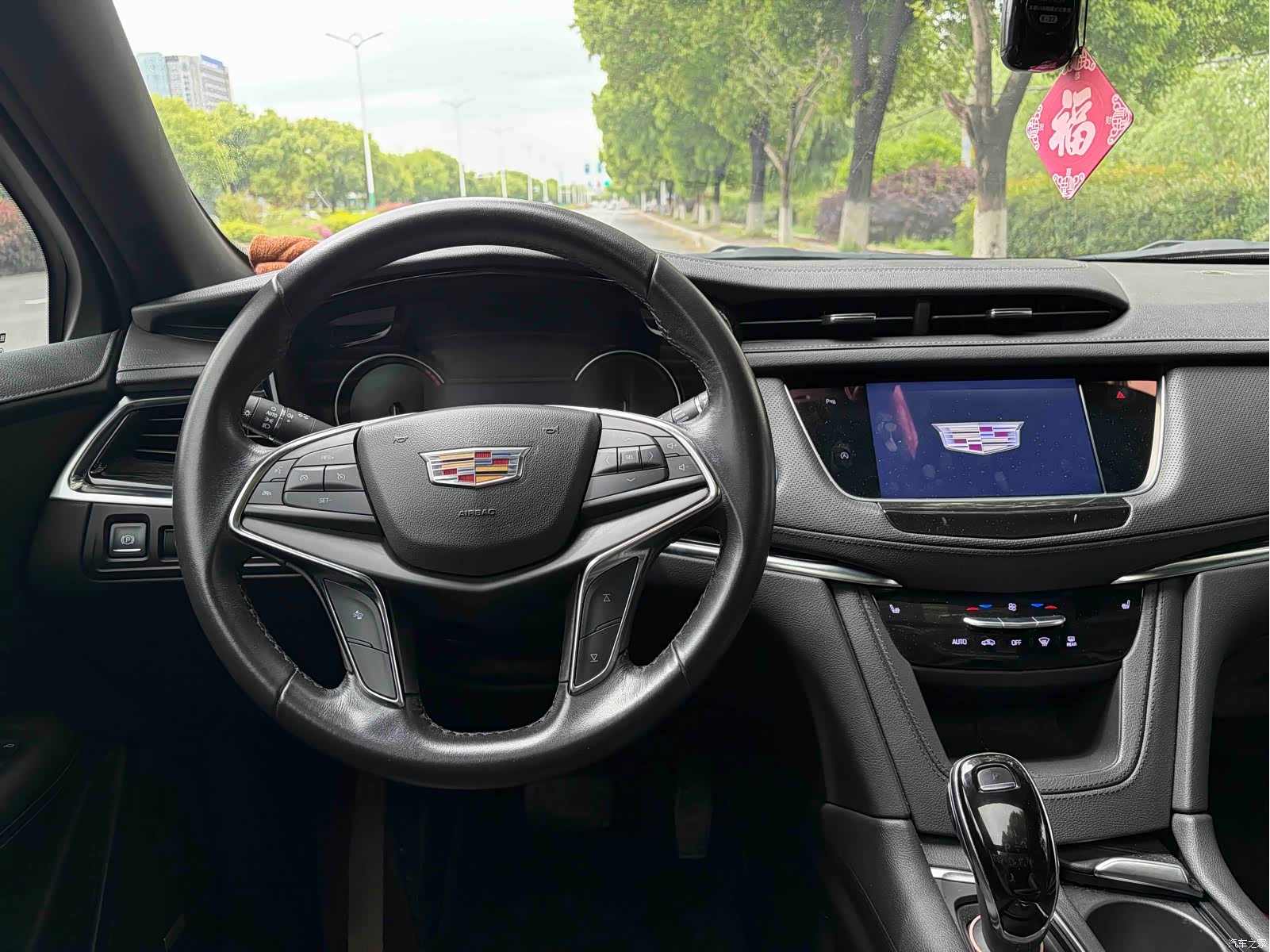 Cadillac XT5, 2021 11