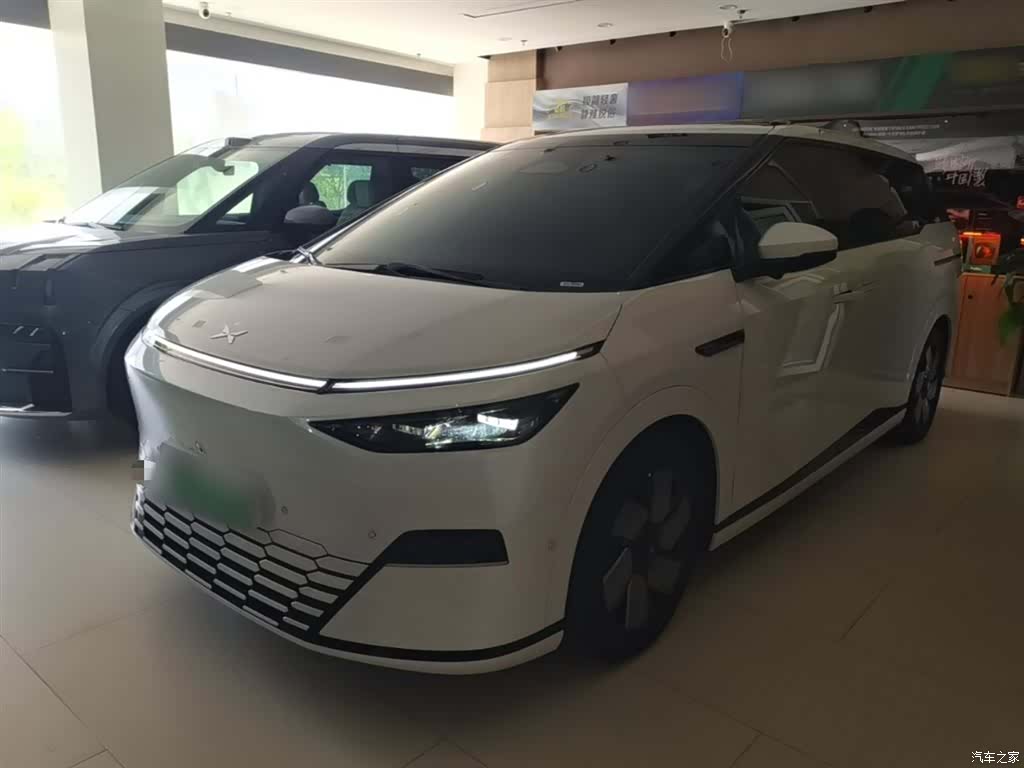 Xpeng X9, 2024 2