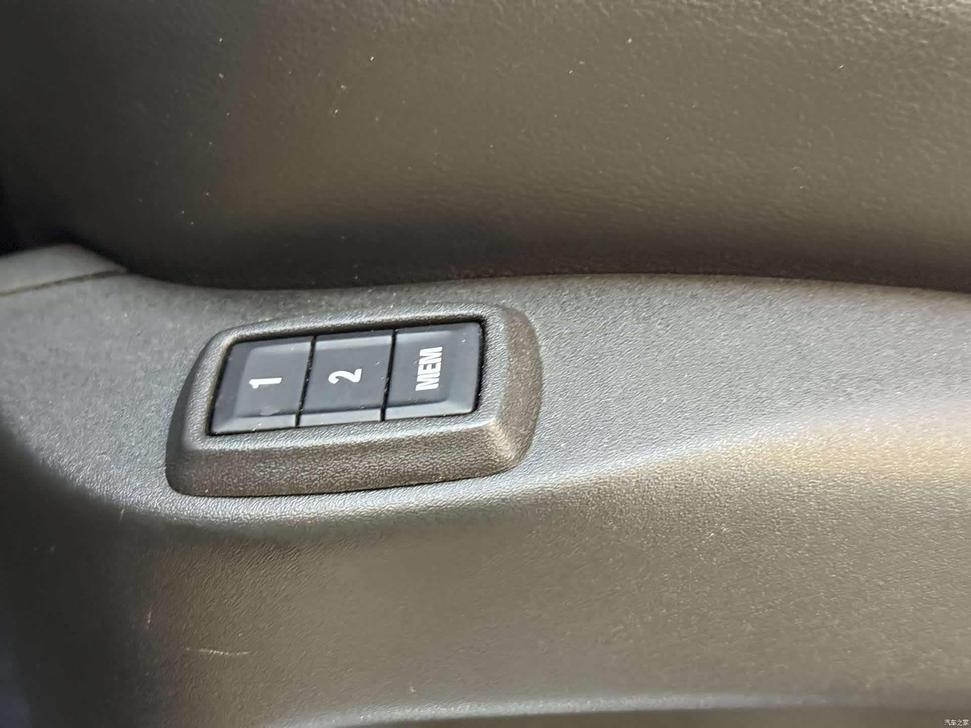 Cadillac SRX, 2016 11