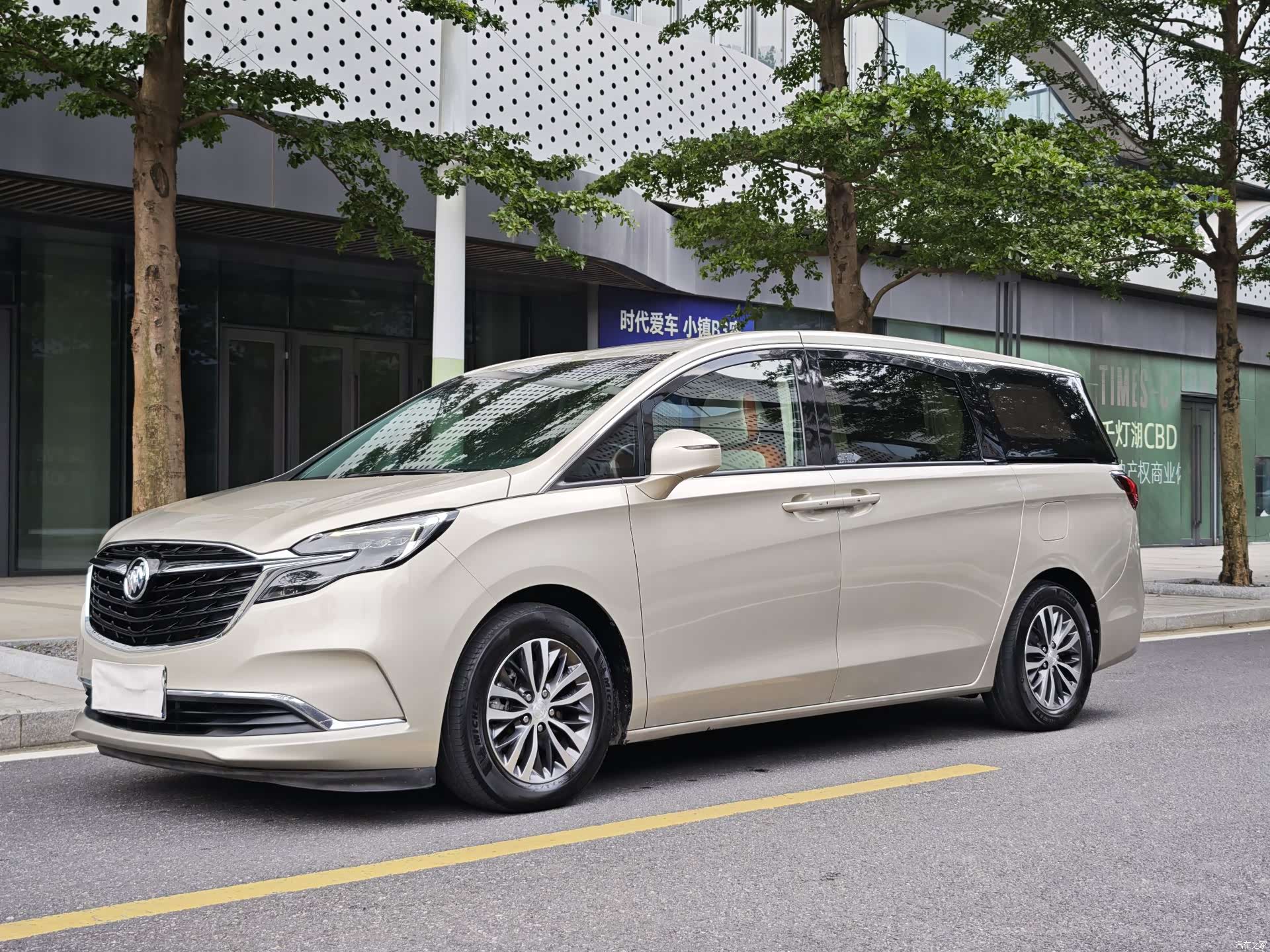 Buick GL8
