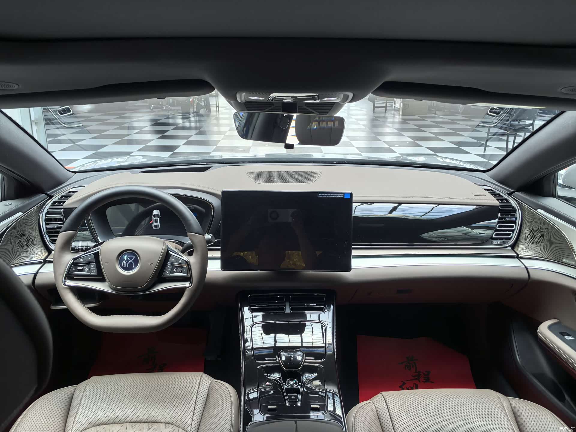 BYD Han, 2025 8