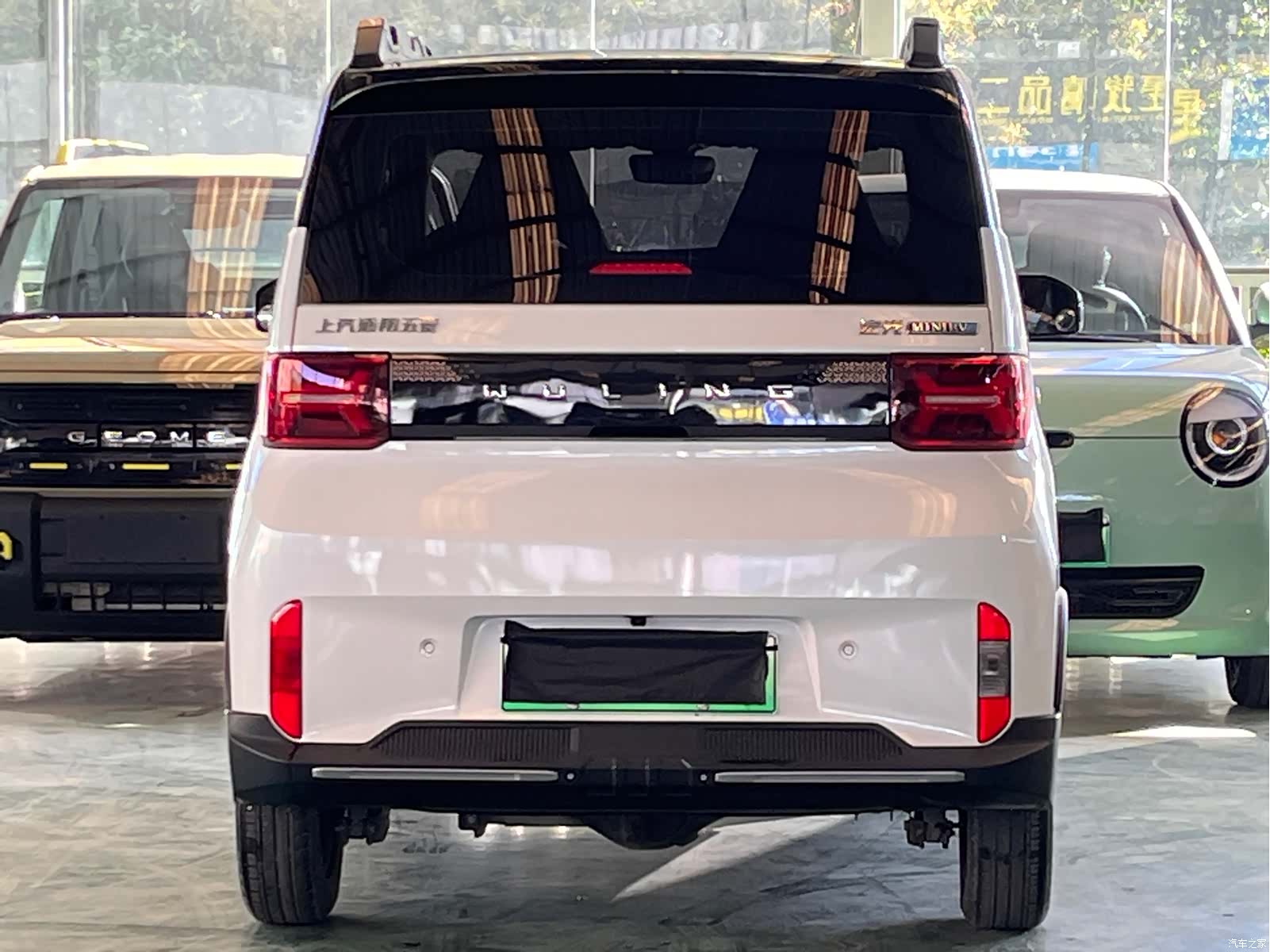 Wuling MINIEV, 2024 все фото
