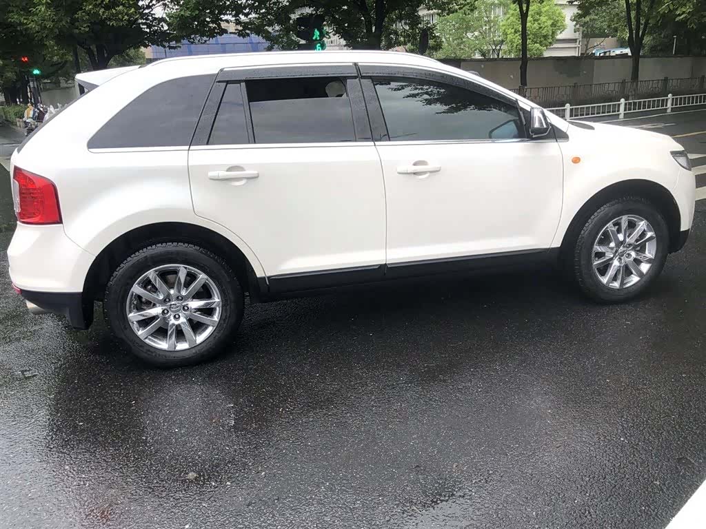Ford Edge, 2013 4