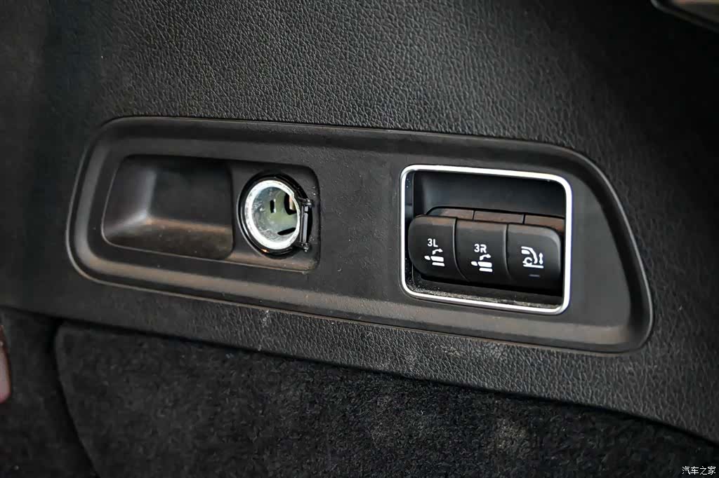 Mercedes-Benz GLS, 2022 33