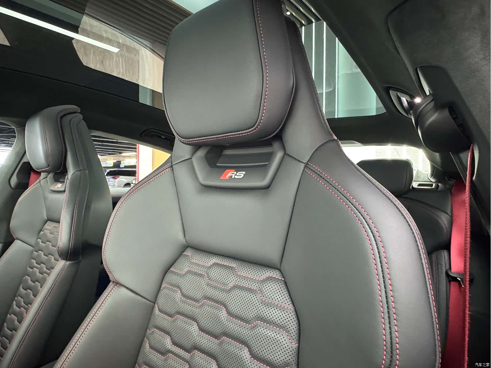 Audi e-tron, 2023 14
