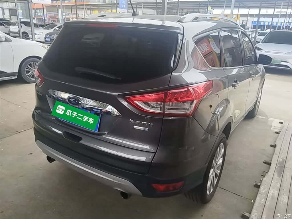 Ford Kuga, 2014 7