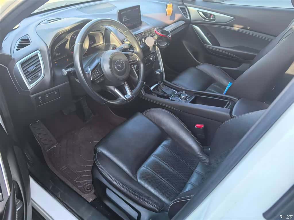 Mazda CX-4, 2019 7