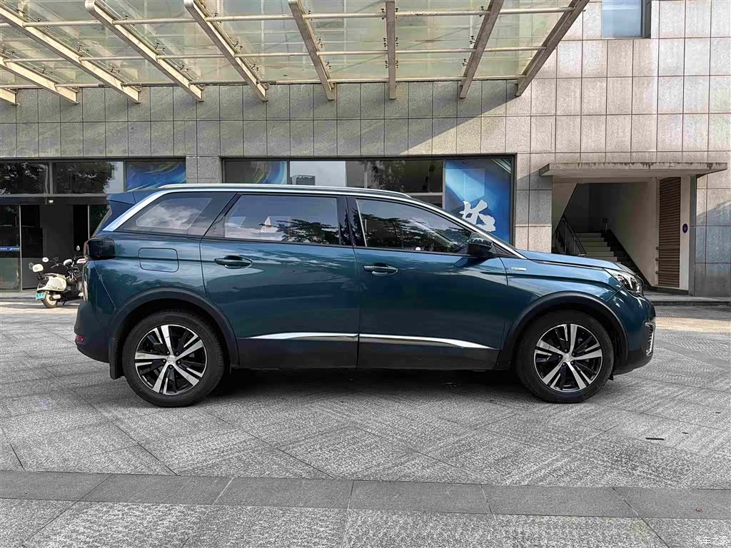 Peugeot 5008, 2018 9