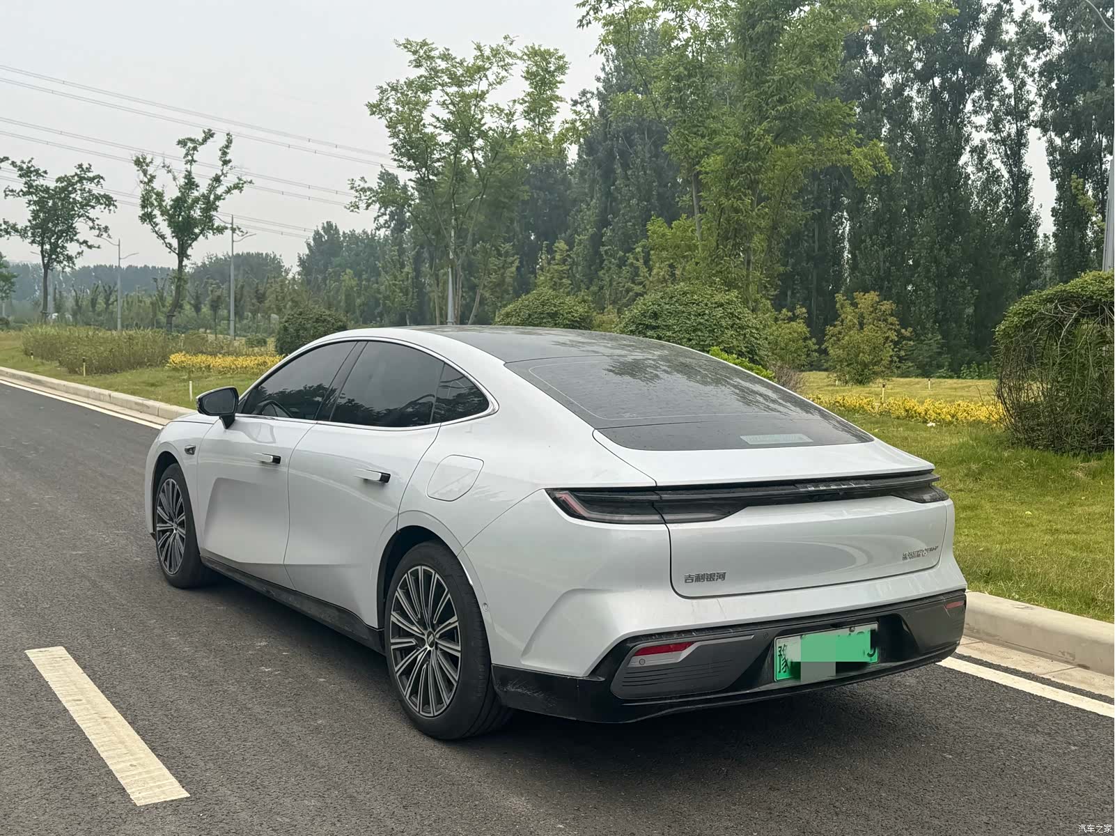 Geely 8, 2025 8