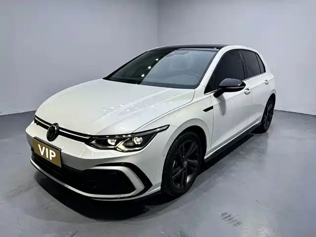 Volkswagen Golf 2022 — купить из Китая под заказ