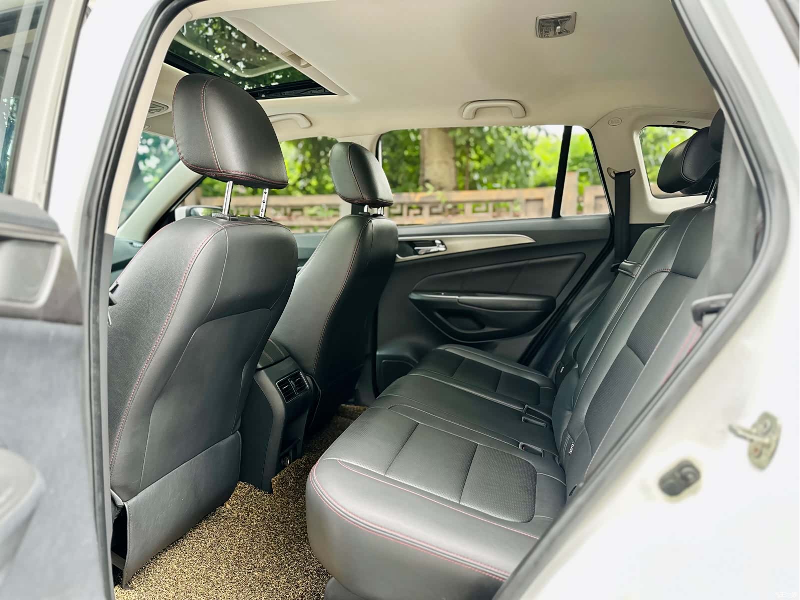 Changan CS75, 2015 13