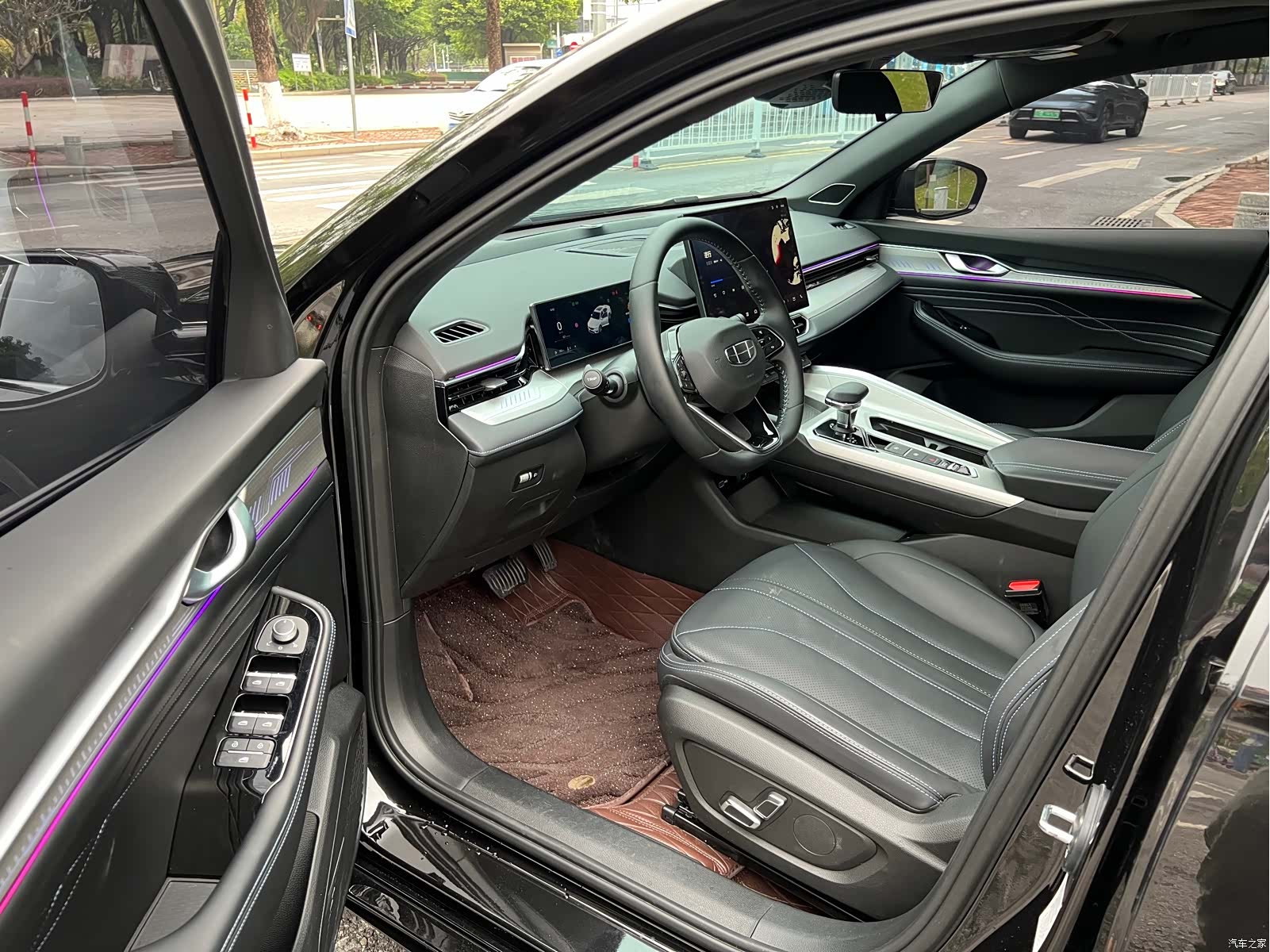 Geely Preface, 2025 8