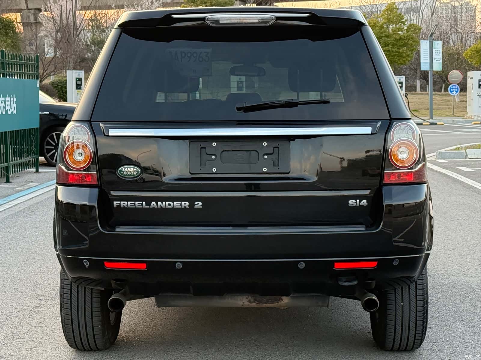 Land Rover Si4, 2013 8