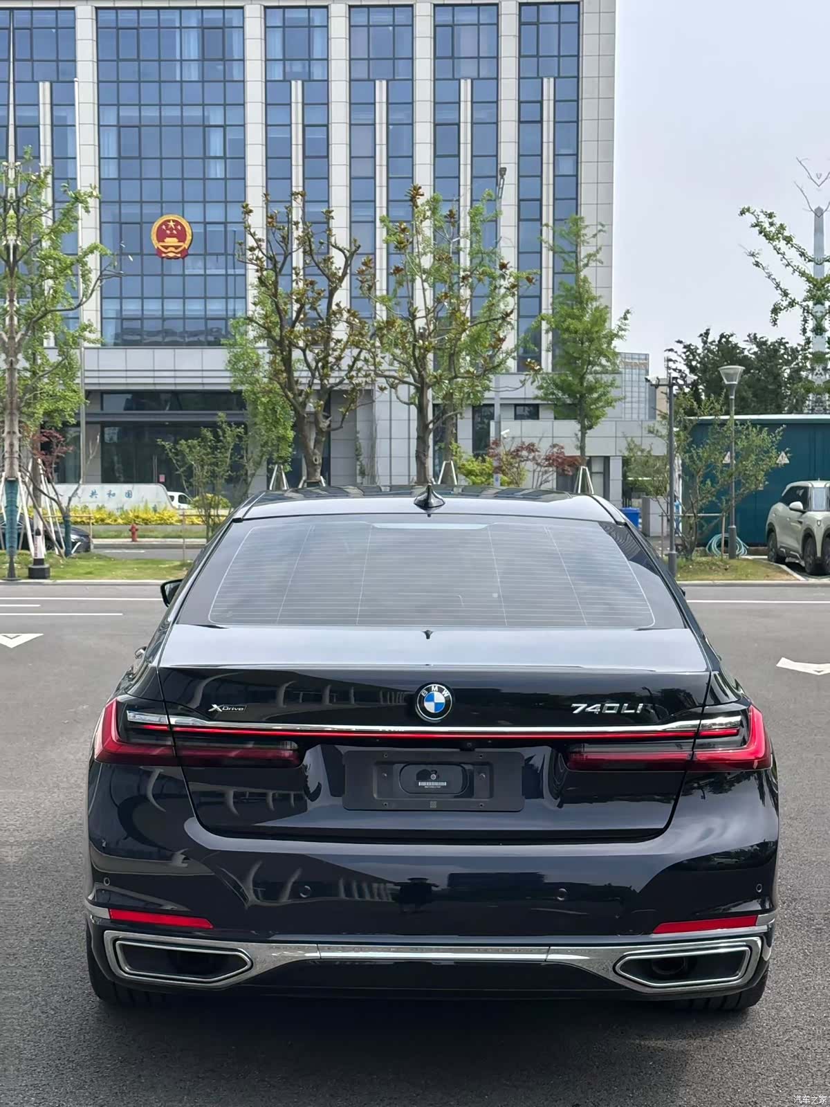 BMW 7 Series, 2021 все фото