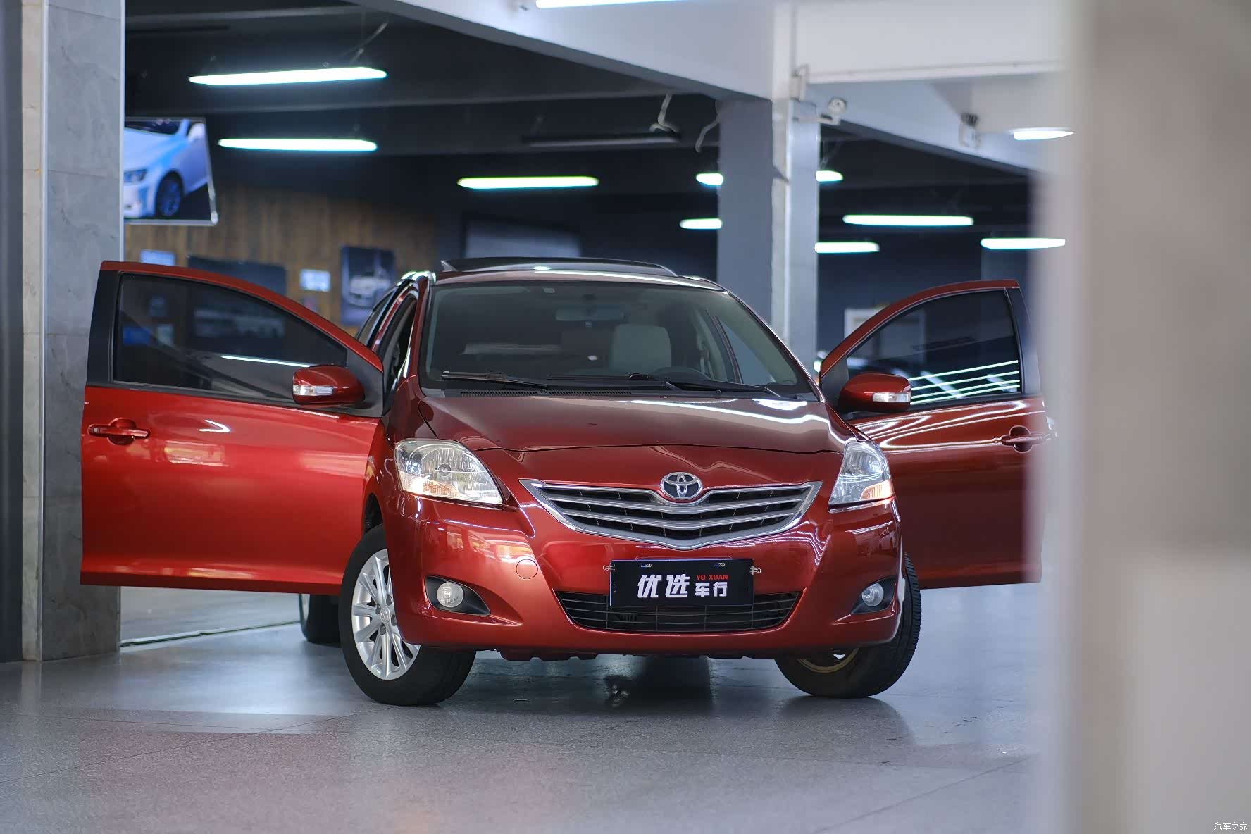 Toyota GL-S, 2012 1
