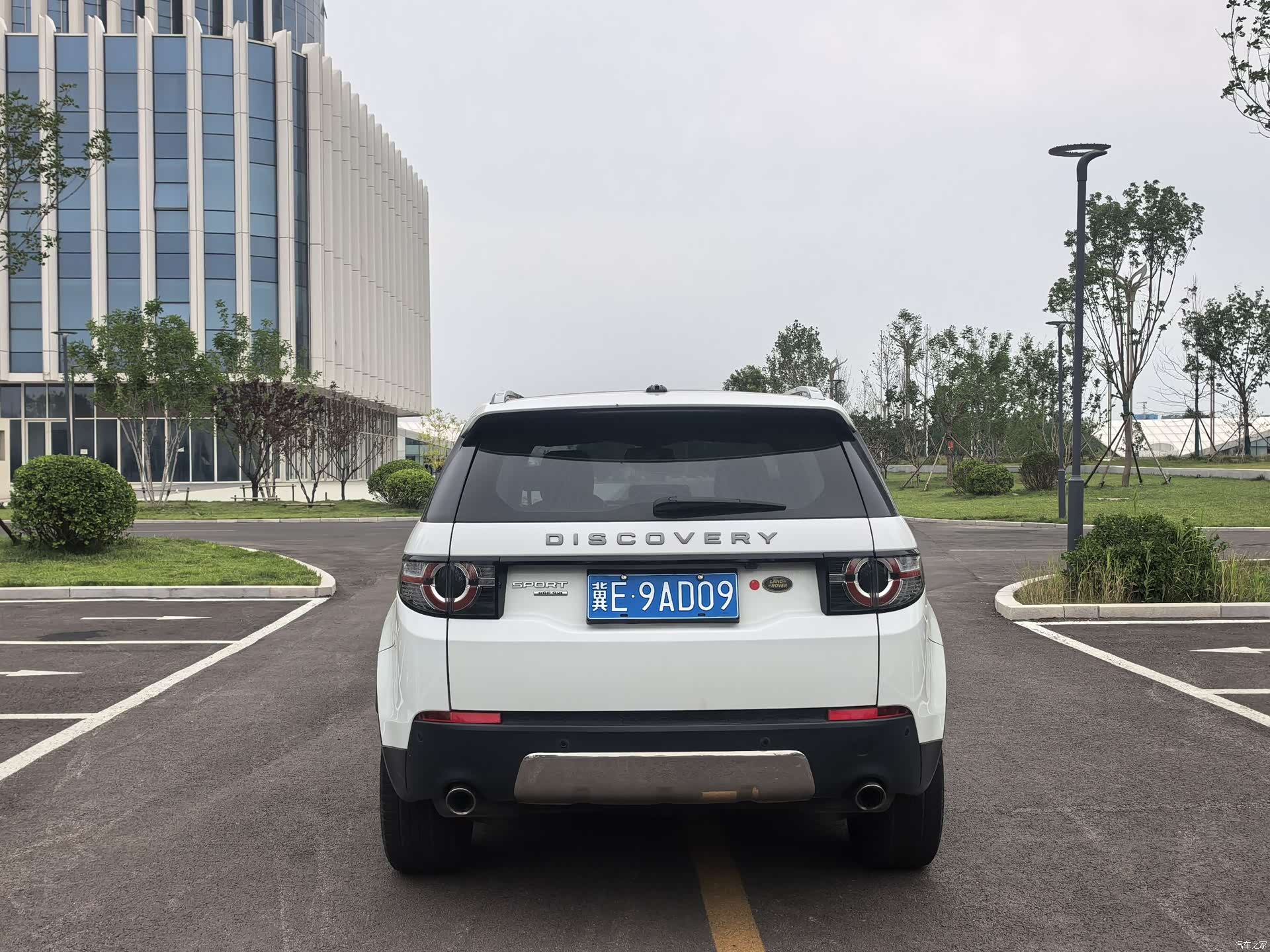 Land Rover Discovery, 2016 все фото