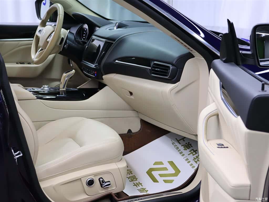 Maserati Levante, 2022 14